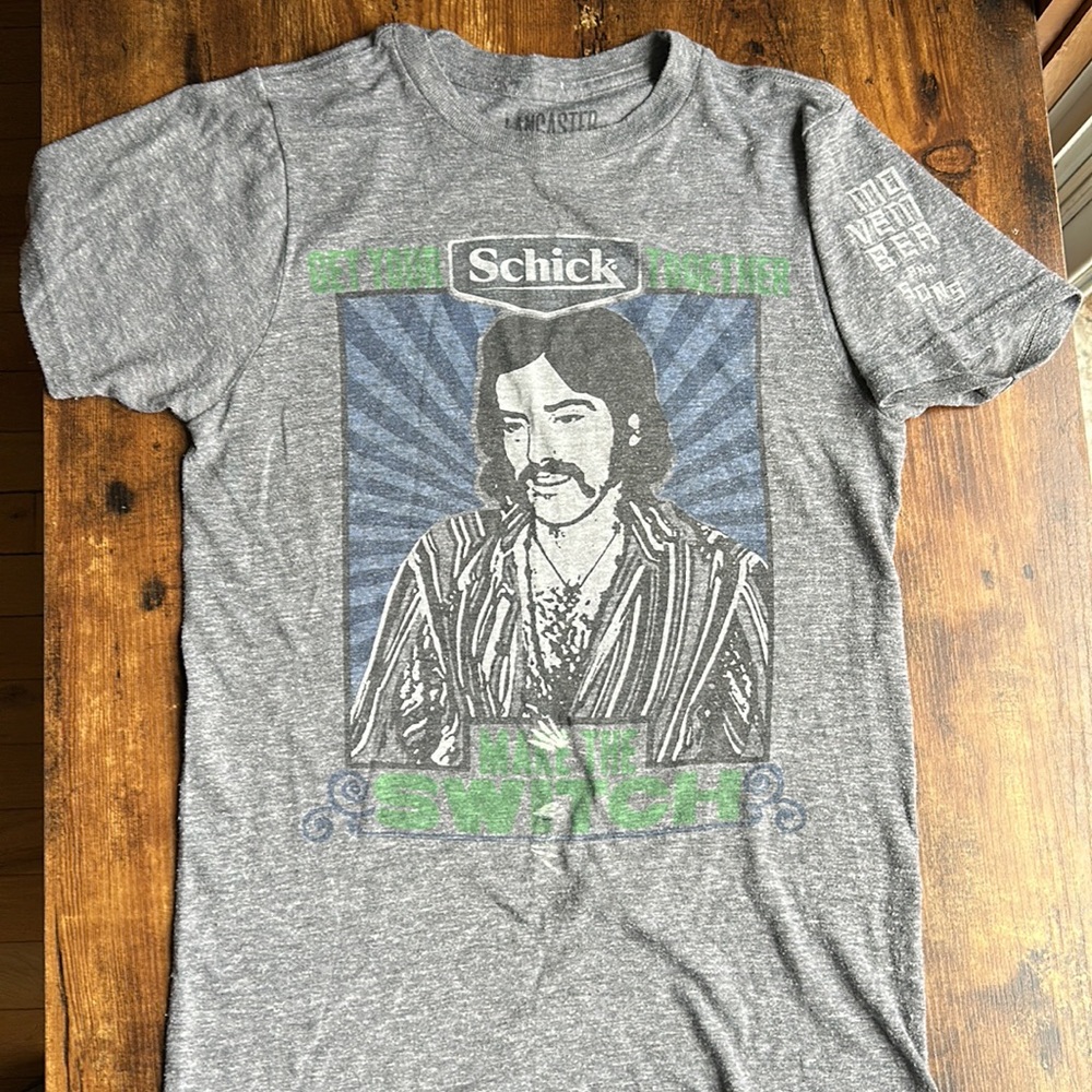 Schick Movember T-Shirt Size Small